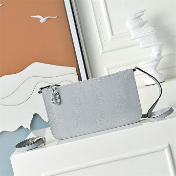 商品細詳を見る:エルメス HERMES 2026年新作 ポーチ ジップアンゴー トゥー ゴー シェーヌ ダンクル ショルダーバッグ