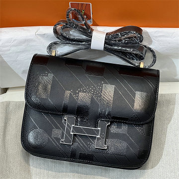 商品名称：エルメス HERMES 063-H108218BK 2026年新作 sellier cloute コンスタンス ショルダーバッグ クロスボディバッグ レディース