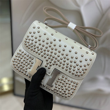 商品名称：エルメス HERMES 063-H108218SDYBS 2026年新作 sellier cloute コンスタンス ショルダーバッグ クロスボディバッグ レディース BOX革