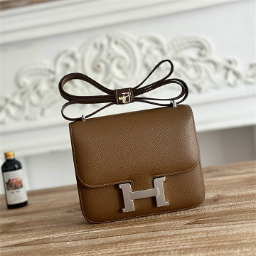 商品細詳を見る:エルメス HERMES 2026年新作 コンスタンス スモール ショルダーバッグ レディース エプソン