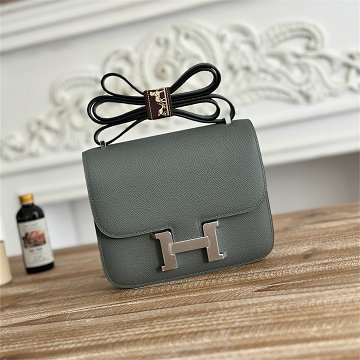 商品細詳を見る:エルメス HERMES 063-H108218SZQYXG 2026年新作 コンスタンス スモール ショルダーバッグ レディース エプソン