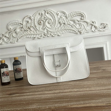 商品細詳を見る:エルメス HERMES 2026年新作 Halzan アルザンバッグ トートバッグ ハンドバッグ ショルダーバッグ