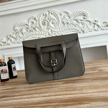 商品細詳を見る:エルメス HERMES 063-H600925TGQYXH  2026年新作 Halzan アルザンバッグ トートバッグ ハンドバッグ ショルダーバッグ