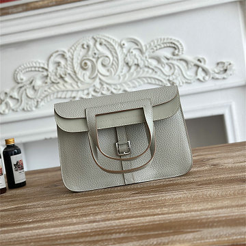 商品細詳を見る:エルメス HERMES 063-H600925TGQYZH 2026年新作 Halzan アルザンバッグ トートバッグ ハンドバッグ ショルダーバッグ