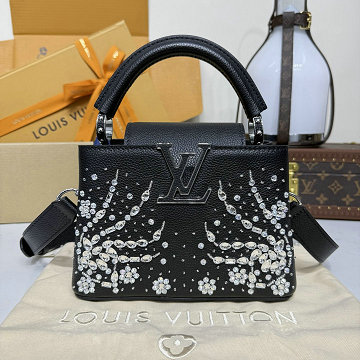 商品細詳を見る:ルイヴィトン LOUISVUITTON 2026年新作 M25934K LV TM カプシーヌ MINI ハンドバッグ ショルダーバッグ レディース