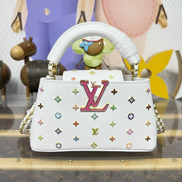 商品細詳を見る:ルイヴィトン LOUISVUITTON 2026年新作 M27636 LV TM カプシーヌ EW MINI ハンドバッグ ショルダーバッグ レディース