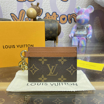 商品細詳を見る:ルイヴィトン LOUISVUITTON 2026年新作 M82739L カードケース ポルト カルト LV チャーム カードポケット 名刺入れ モノグラム キャンパス