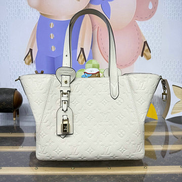 商品細詳を見る:ルイヴィトン LOUISVUITTON 2026年新作 オール イン ワン PM トートバッグ ショルダーバッグ カーフレザー