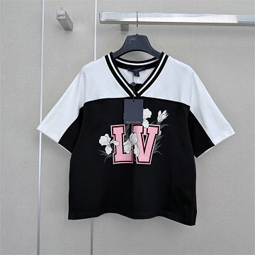 商品細詳を見る:ルイヴィトン LOUISVUITTON 2026年新作 コットンジャージー Tシャツ クルーネック 半袖 レディース 高品質 日常