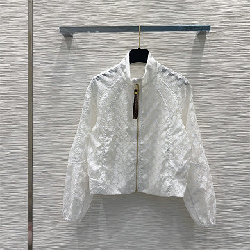 商品細詳を見る:ルイヴィトン LOUISVUITTON 2026年新作 モノグラム ジップジャケットアウターコート レディース 高品質 日常