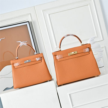 商品細詳を見る:エルメス HERMES 063-HKL28TGQJCS  2026年最新入荷 ケリー 25 トートバッグ ショルダーバッグ レディース TOGO革 内縫い
