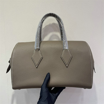商品細詳を見る:エルメス HERMES 063-HPE34YHSv2026年新作 Petit Tour 34 トートバッグ ハンドバッグ togo革
