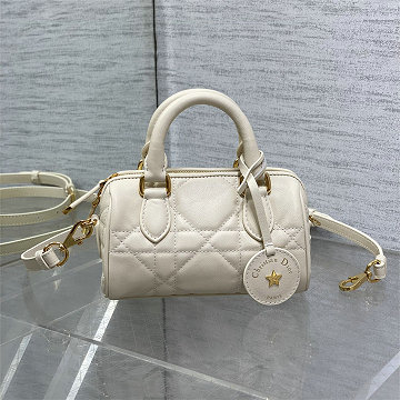 商品細詳を見る:クリスチャンディオール CHRISTIAN DIOR GH-CD3113PMMB 2026年新作 グルーヴ 17 ナノ トートバッグ レディース ショルダーバッグ