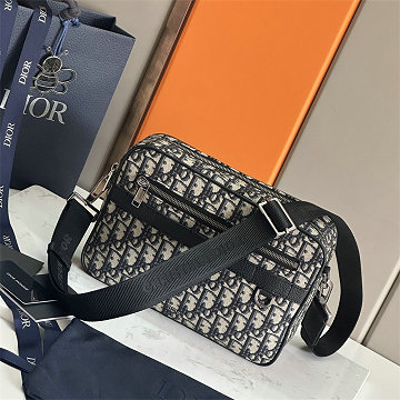商品名称：クリスチャンディオール CHRISTIAN DIOR GH-CD93307DBBK 2026年新作 ショルダーバッグ スクエアバッグ
