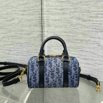 商品細詳を見る:クリスチャンディオール CHRISTIAN DIOR GH-CD3113BMLS  2026年新作 グルーヴ 17 ナノ トートバッグ レディース ショルダーバッグ