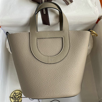 商品細詳を見る:エルメス HERMES 063-HCPT18TCJLH  2026年新作 ピコタン バケットバッグ トートバッグ ハンドバッグ ショッピングバッグ レディース
