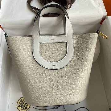 商品細詳を見る:エルメス HERMES 063-HCPT18TCJZH 2026年新作 ピコタン バケットバッグ トートバッグ ハンドバッグ ショッピングバッグ レディース TCレザー