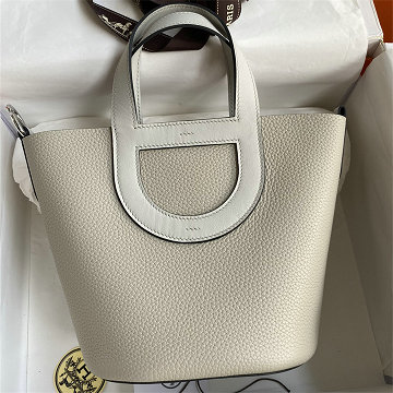 商品細詳を見る:エルメス HERMES 063-HCPT18TCYZH 2026年新作 ピコタン バケットバッグ トートバッグ ハンドバッグ ショッピングバッグ レディース TCレザー