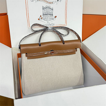 商品名称：エルメス HERMES063-HER39BPYBZ  2026年新作 エールバッグジップ39 ラージ ショルダーバッグ トワルアッシュ ヴァッシュパンター