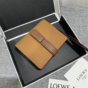 商品名称：ロエベ LOEWE 99-LE3711ZR 2026年 コンパクト ジップウォレット カード入れ 小銭入れ