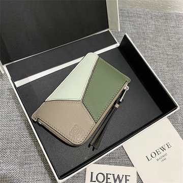 商品細詳を見る:ロエベ LOEWE 99-LE3726GBM 2026年 パズル コインカードホルダー 小銭入れ カード入れ レザー