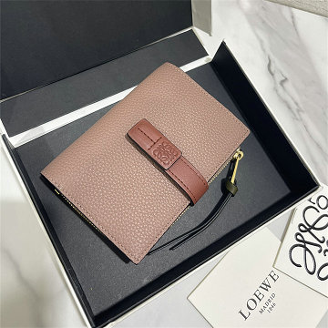 商品細詳を見る:ロエベ LOEWE 99-LE3780HJZ 2026年 コンパクト ジップウォレット カード入れ 小銭入れ