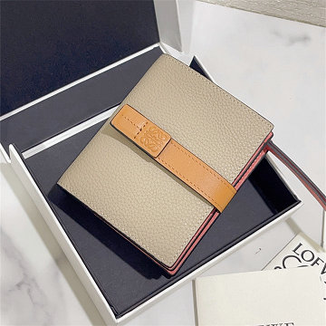 商品細詳を見る:ロエベ LOEWE 99-LE3711HZX  2026年 コンパクト ジップウォレット カード入れ 小銭入れ