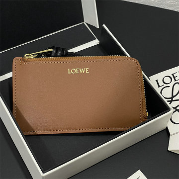 商品名称：ロエベ LOEWE 99-LE3793ZK  2026年 ノット コインカードホルダー 小銭入れ レザー