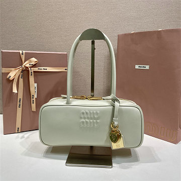 商品名称：ミュウミュウ MIUMIU 99-MM5BB173BS 2026年新作 トートバッグ レディース ハンドバッグ 高質感 レザー