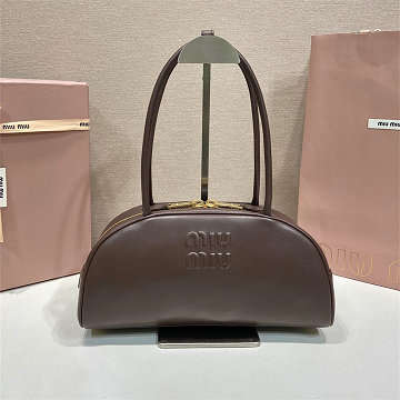 商品名称：ミュウミュウ MIUMIU 99-MM5BB193SK 2026年新作 トートバッグ レディース ハンドバッグ 高質感 レザー