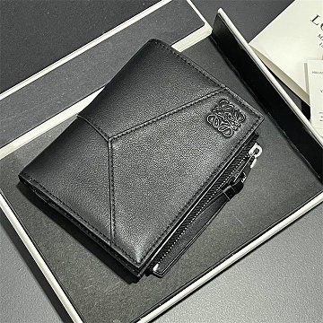 商品名称：ロエベ LOEWE 99-LE3818BK  2026年 パズル コンパクト ウォレット カード入れ 小銭入れ レザー メンズ