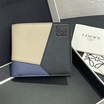 商品名称：ロエベ LOEWE 99-LE3822PMLK 2026年 パズル バイフォールド ウォレット 二つ折り 短財布 カード入れ レザー