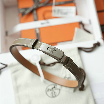 商品細詳を見る:エルメス HERMES GH-HEP26001 2026年新作 Kelly18 レザーベルト エプソン レディース