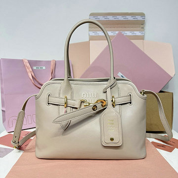 商品細詳を見る:ミュウミュウ MIUMIU GH-MM5BA292MB  2026年新作 トートバッグ レディース ハンドバッグ レザー 高質感