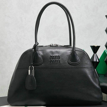 商品名称：ミュウミュウ MIUMIU GH-MM5BB196PBK 2026年新作 トートバッグ レディース ハンドバッグ 高質感 レザー
