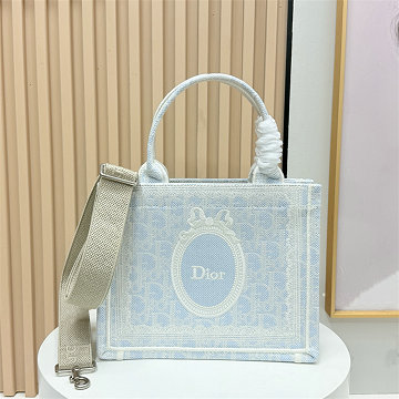 商品名称：クリスチャンディオール CHRISTIAN DIOR JS-CD1265JZBL 2026年 Book Tote ブック トートバッグ ショルダーバッグ レディース