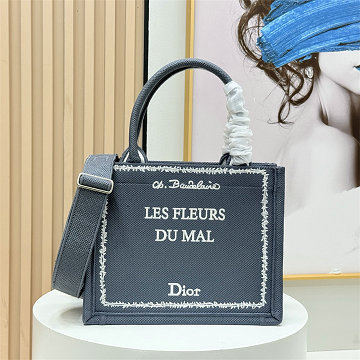 商品細詳を見る:クリスチャンディオール CHRISTIAN DIOR JS-CD1265ZLHS  2026年 Book Tote ブック トートバッグ ショルダーバッグ レディース