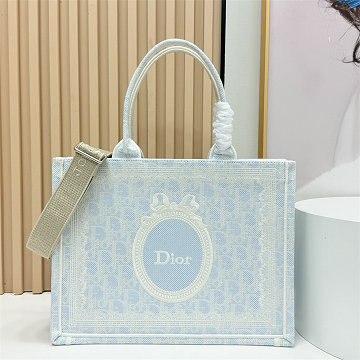 商品細詳を見る:クリスチャンディオール CHRISTIAN DIOR JS-CD1286JZBL 2026年 Book Tote ブック トートバッグ ショルダーバッグ レディース