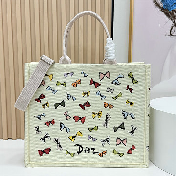 商品名称：クリスチャンディオール CHRISTIAN DIOR JS-CD1287HDMB  2026年 Book Tote ブック トートバッグ ショルダーバッグ レディース