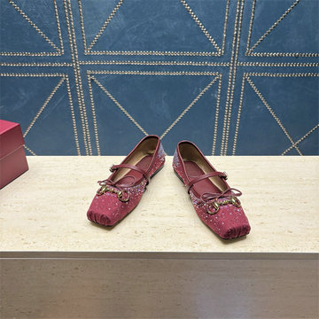 商品細詳を見る:グッチ GUCCI 26-GGJ26002 2026年 ローファー フラットシューズ レディース