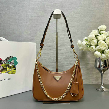 商品細詳を見る:プラダ PRADA GH-PD1BC204PZS 2026年新作 チェーンポーチ スモール ショルダーバッグ レディース 高質感