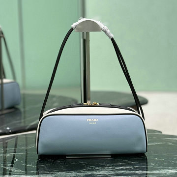 商品細詳を見る:プラダ PRADA GH-PD1BC249QL  2026年新作 ボウリングバッグ ショルダーバッグ レディース 高質感