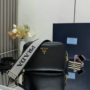 商品名称：プラダ PRADA  GH-PD1BH082QJBK 2026年新作 スモール レザー ショルダーバッグ 高質感