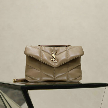 商品細詳を見る:イヴサンローラン Saint laurent YSLGH-YSL759337PXS  2026年新作 パファー スモール ショルダーバッグ チェーンポーチ レディース おしゃれ
