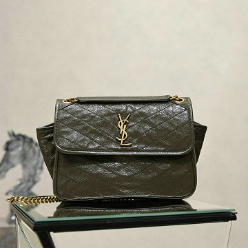 商品細詳を見る:イヴサンローラン Saint laurent YSL GH-YSL812943LMG 2026年新作 NIKI TRIPOUCH レザー ショルダーバッグ レディース