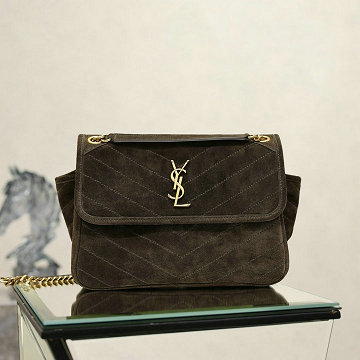 商品細詳を見る:イヴサンローラン Saint laurent YSLGH-YSL812943RMG  2026年新作 NIKI TRIPOUCH レザー ショルダーバッグ レディース