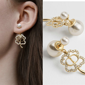 商品細詳を見る:クリスチャンディオール CHRISTIAN DIOR 99-EHCD26004  2026年 ピアス イヤリング アクセサリー ジュエリー