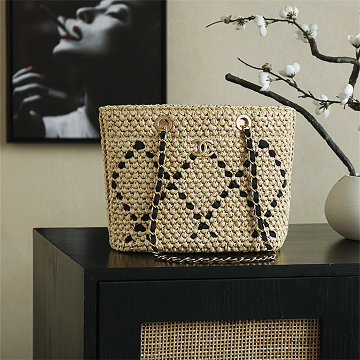 商品細詳を見る:シャネル CHANEL 99-CH5823BK 2026年新作 ラージ ショッピング バッグ トートバッグ ハンドバッグ レディース レザー