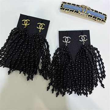 商品細詳を見る:シャネル CHANEL 99-EHCH26016 2026年 ピアス アクセサリー ジュエリー