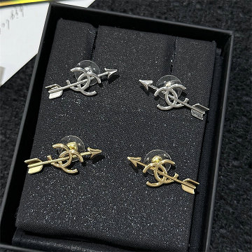 商品細詳を見る:シャネル CHANEL 99-EHCH26027 2026年 ピアス アクセサリー ジュエリー